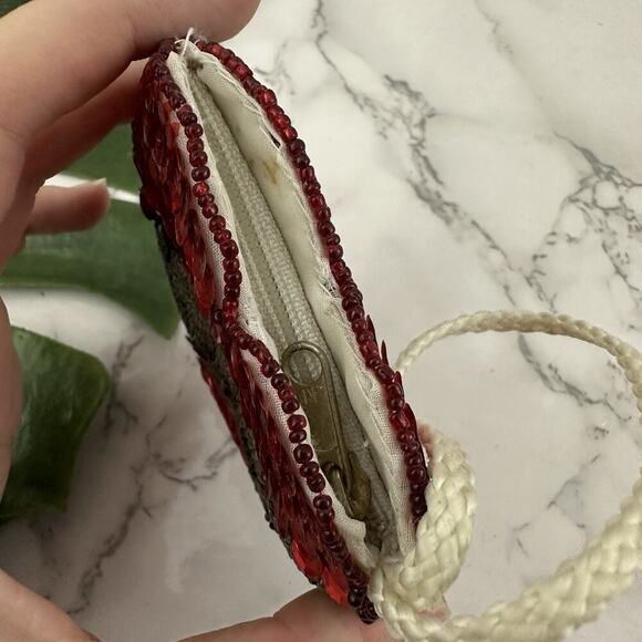 Vintage 80s Sequin Coin Pouch Mini Bag Red Heart Music Notes Beaded Shiny - Picture 3 of 4